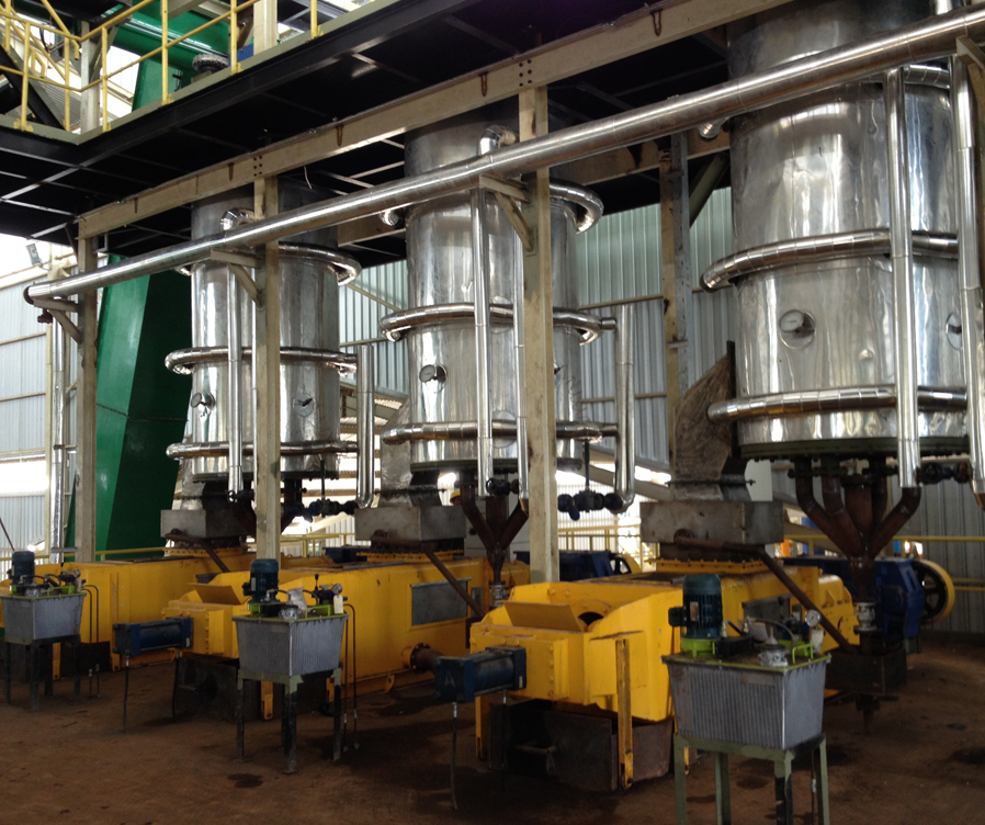Usine de transformation d'huile de palme